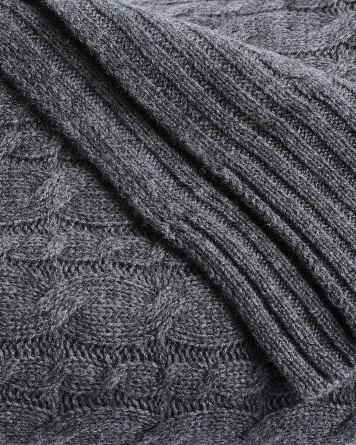 Cashmere Cable Knit Throw in Dark Grey